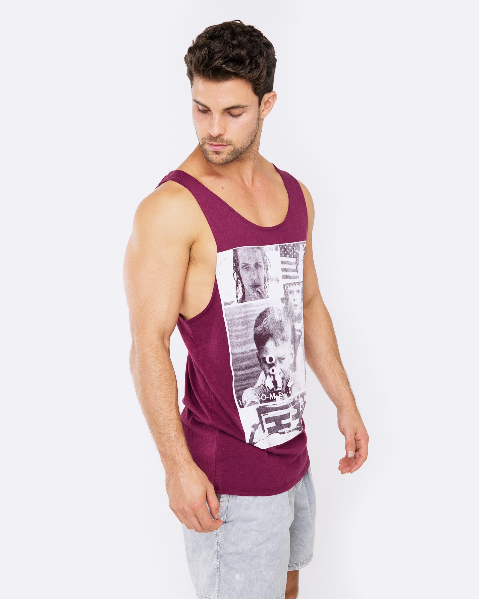 COMES AND GOES MAROON SINGLET