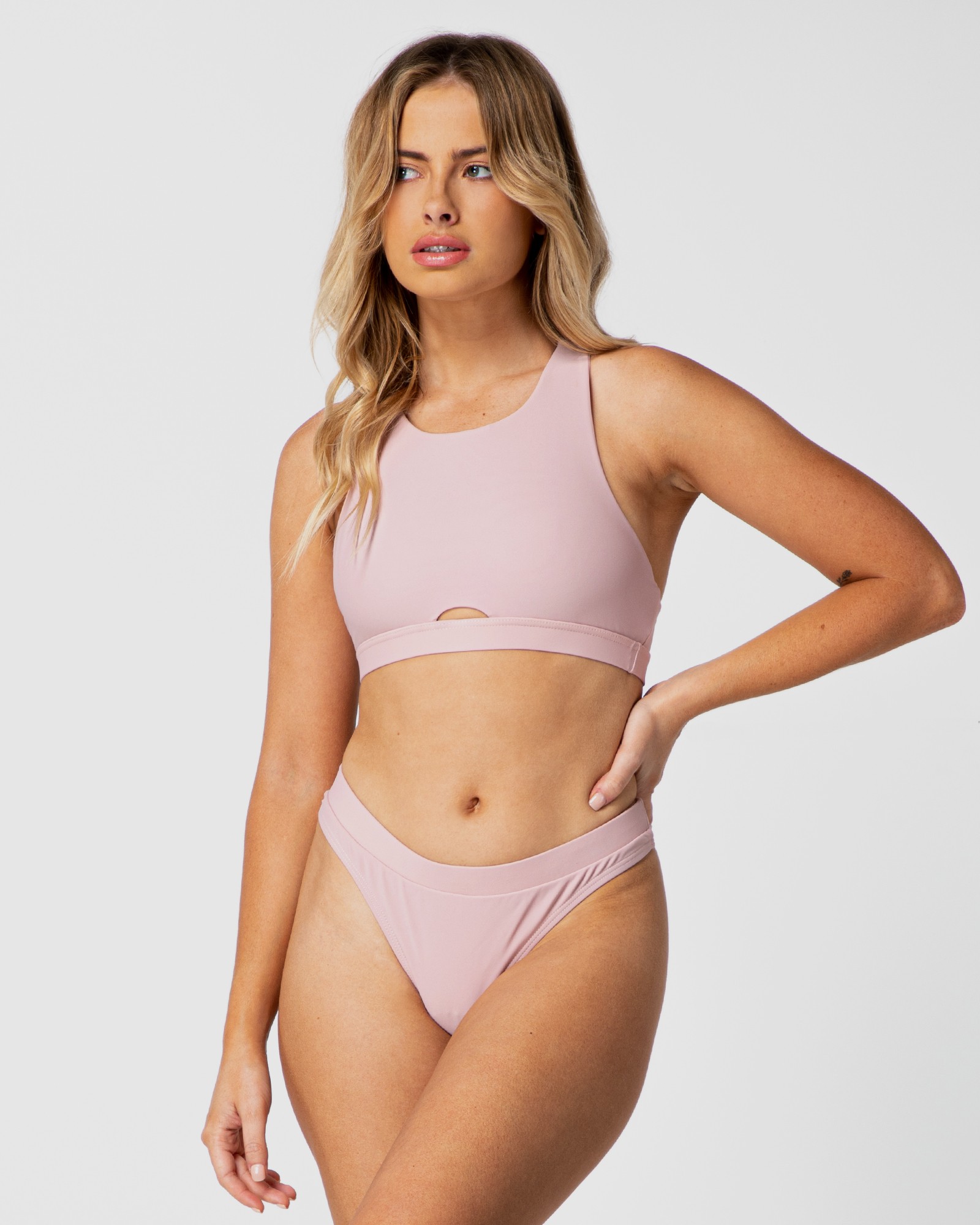 ABBI BLUSH BIKINI TOP ABBI BLUSH BIKINI TOP