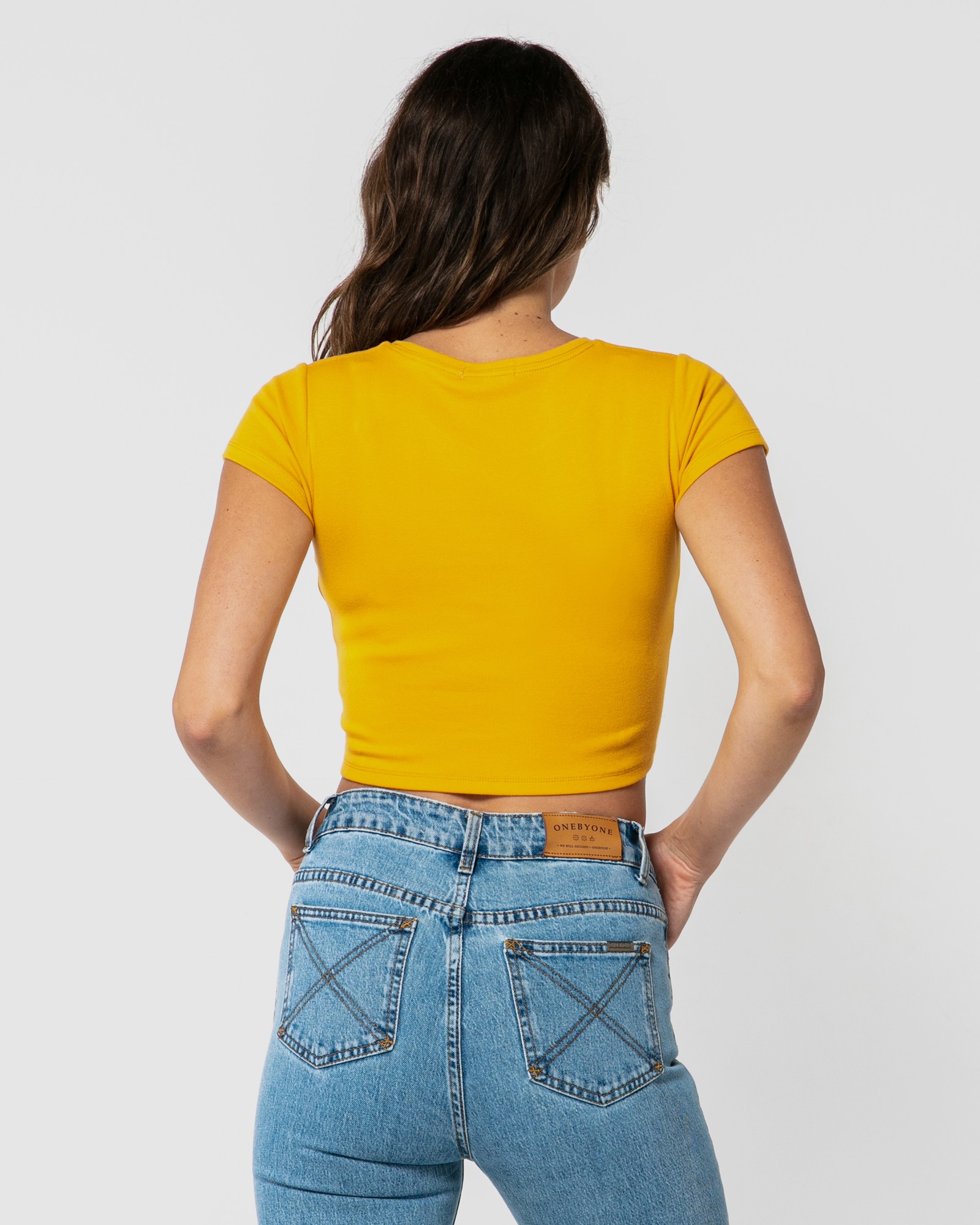 CLASSIC MUSTARD CROP TEE