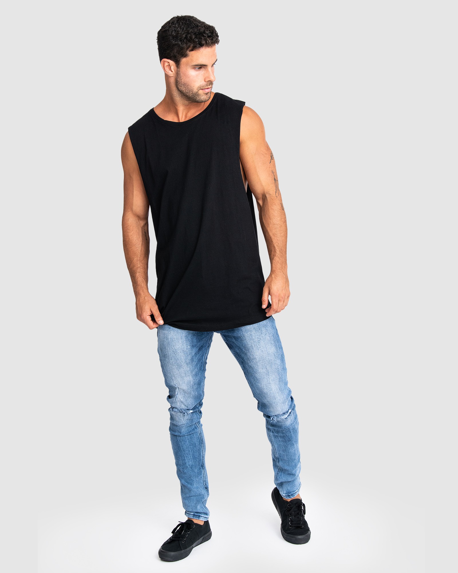 CLASSIC BLACK TANK