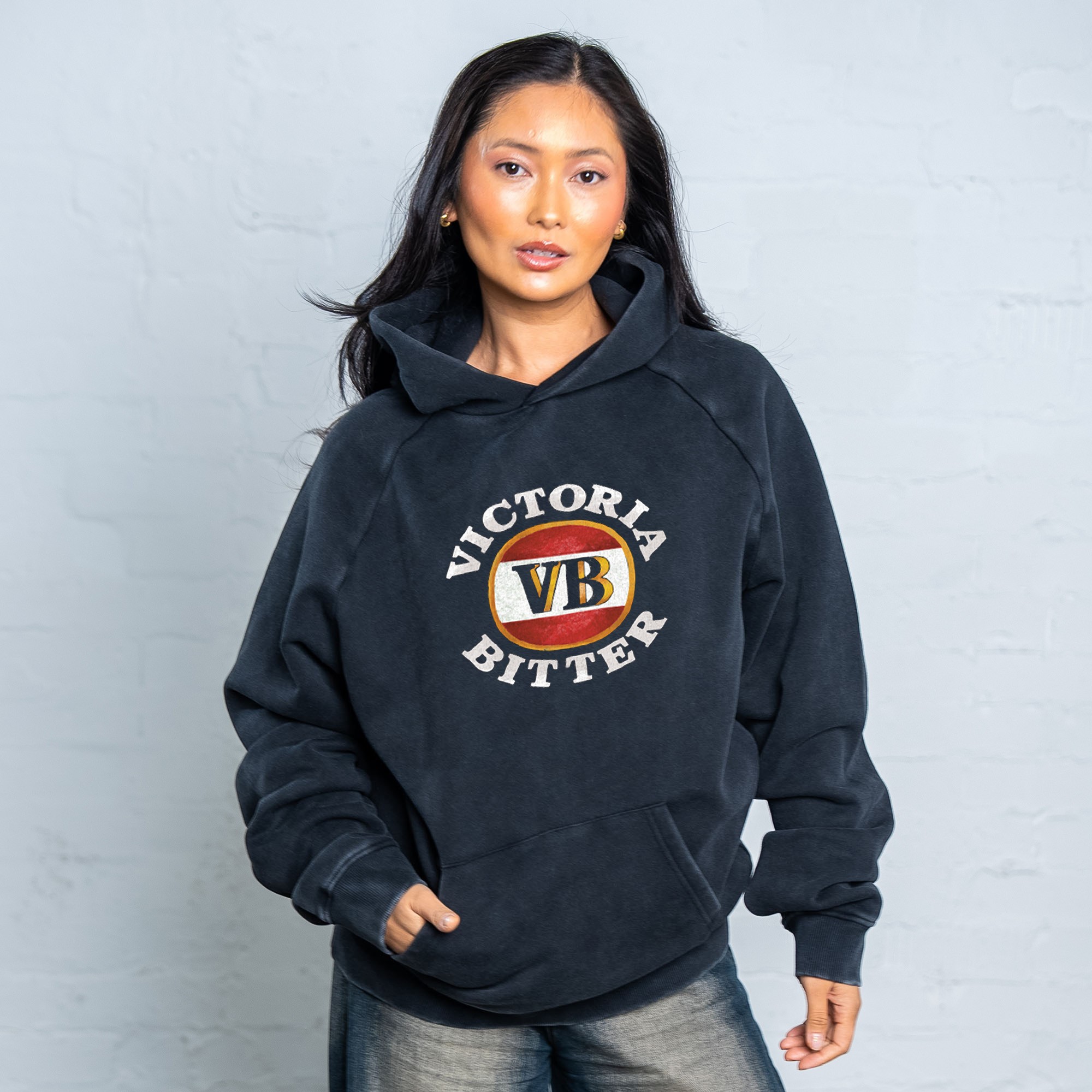VICTORIA BITTER LOGO VINTAGE BLACK HOODIE