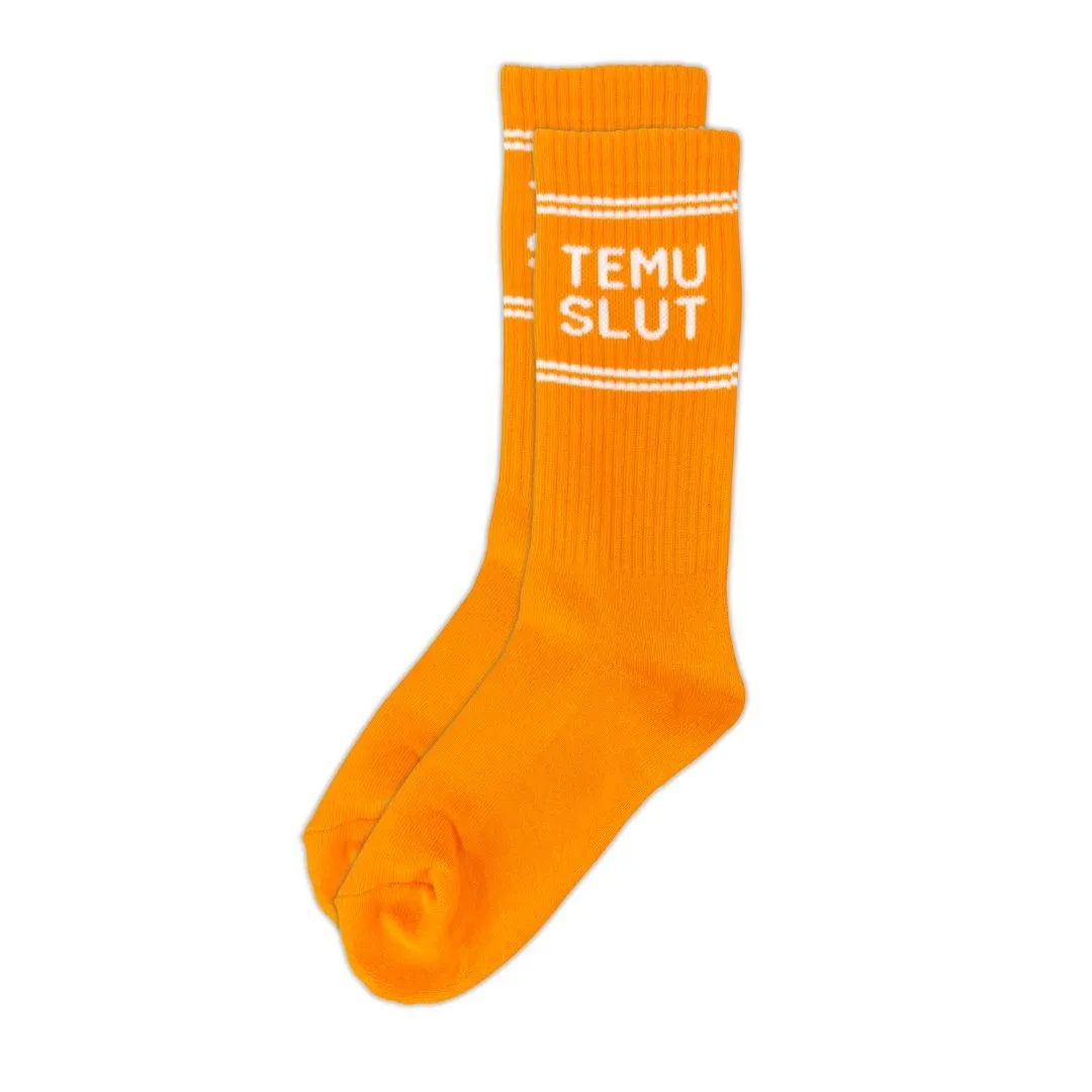 TEMUSLUT ORANGE SOCKS