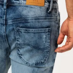 WILLIAM JEANS
