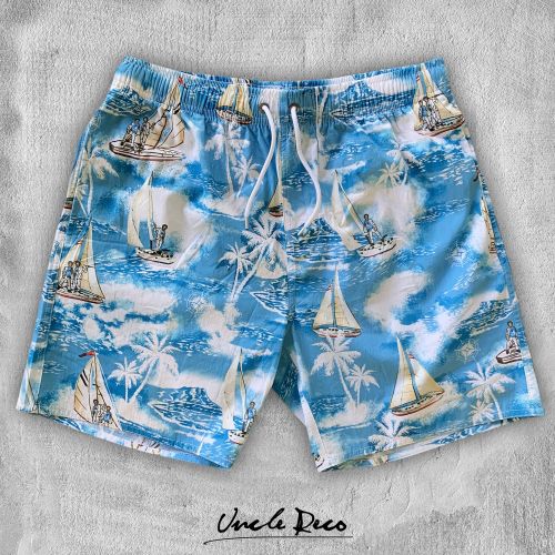 BOATS N HOES BEACH SHORTS