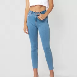 DELILAH BLUE JEANS