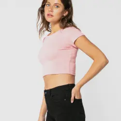CLASSIC PINK CROP TEE