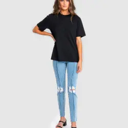 AURORA BLACK TEE