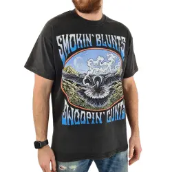VINTAGE SMOKIN' BLUNTS T-SHIRT