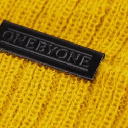 BOBBY MUSTARD BEANIE