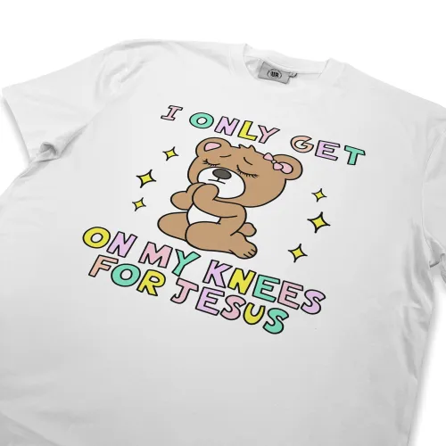 KNEES FOR JESUS WHITE TEE