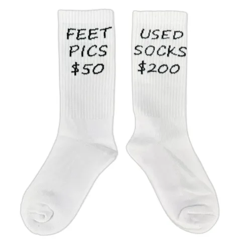 FEET PICS WHITE SOCKS