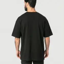 HEAVYWEIGHT BLACK TEE